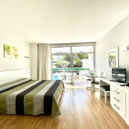 Single Studio E With Wifi, Balcony, Swimming Pools