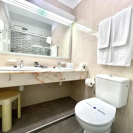 아파트 Single Studio E With Wifi, Balcony, Swimming Pools